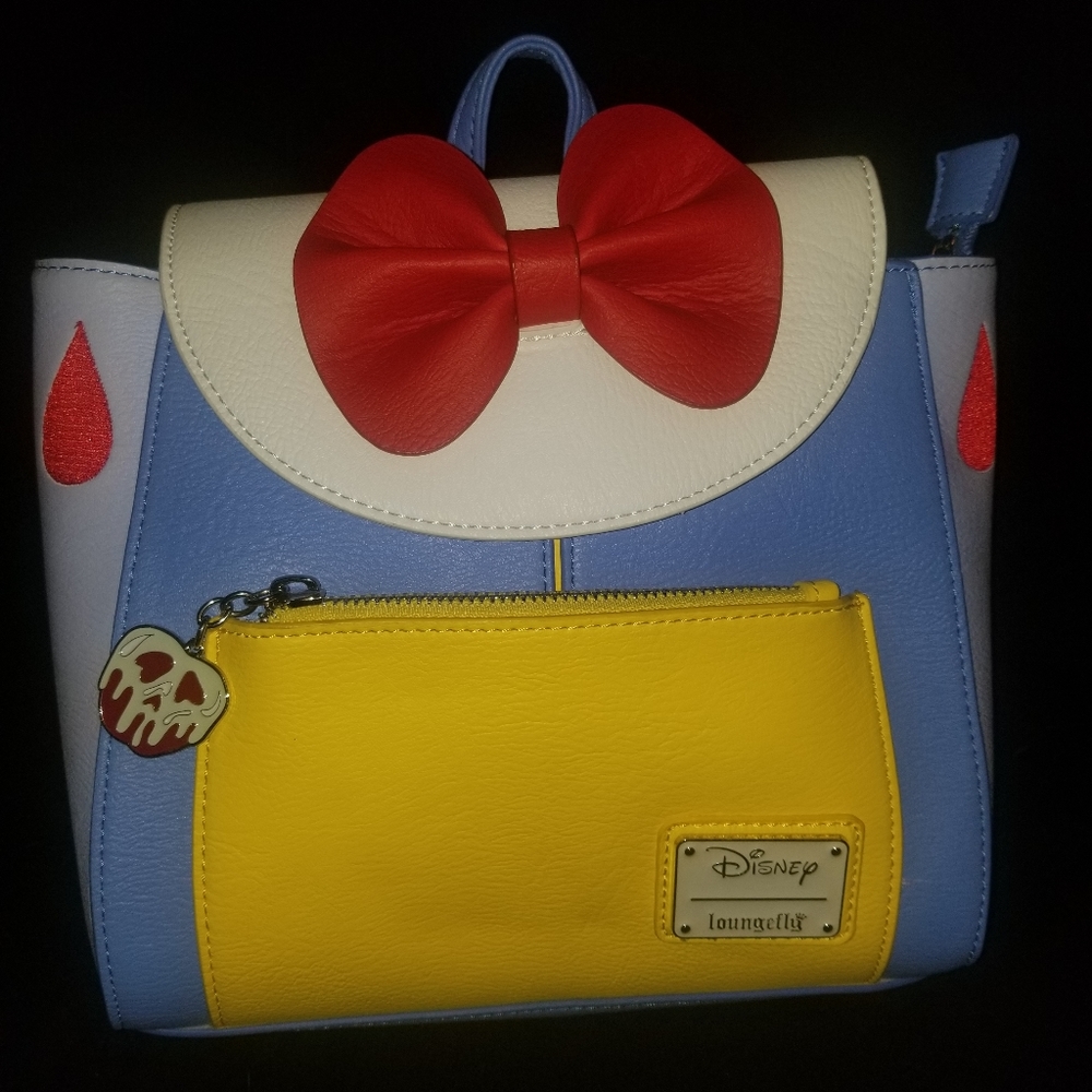 Loungefly Snow White cosplay backpack purse NWT